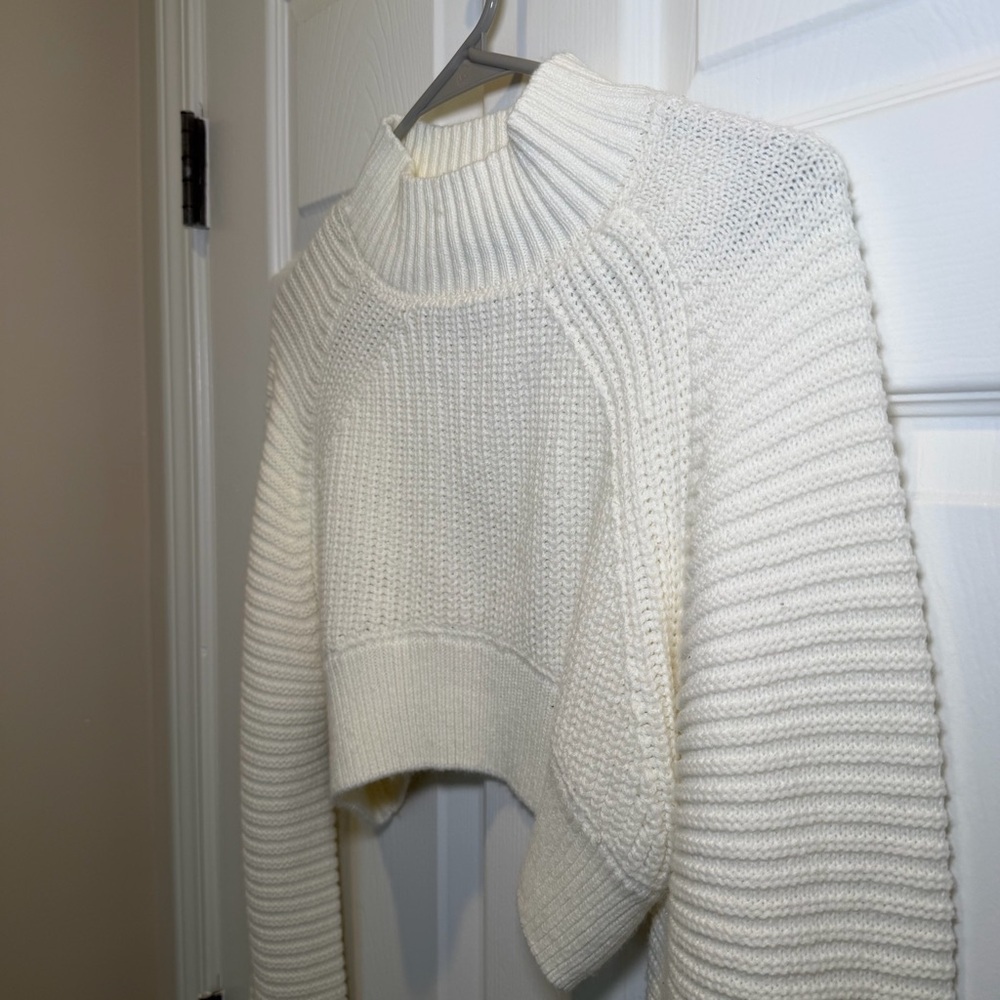 Cropped Mock Neck Women's Sweater - White - Picture 4 of 7
